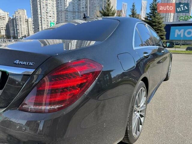Чорний Мерседес С Клас, об'ємом двигуна 3.99 л та пробігом 111 тис. км за 68500 $, фото 9 на Automoto.ua