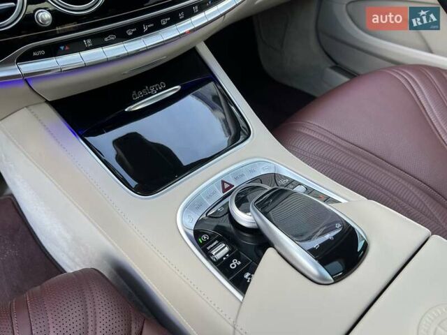 Черный Мерседес С Класс, объемом двигателя 3.98 л и пробегом 61 тыс. км за 102900 $, фото 18 на Automoto.ua