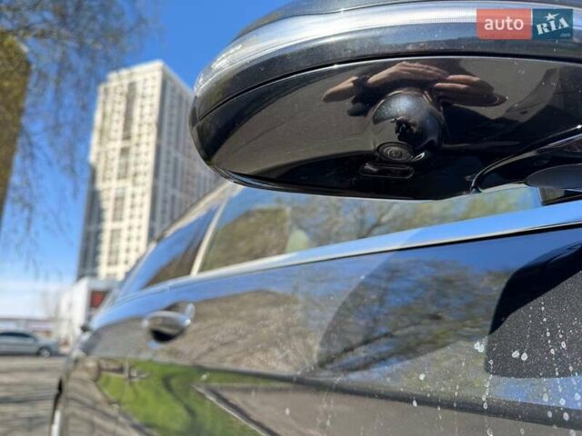 Чорний Мерседес С Клас, об'ємом двигуна 3.99 л та пробігом 111 тис. км за 68500 $, фото 5 на Automoto.ua