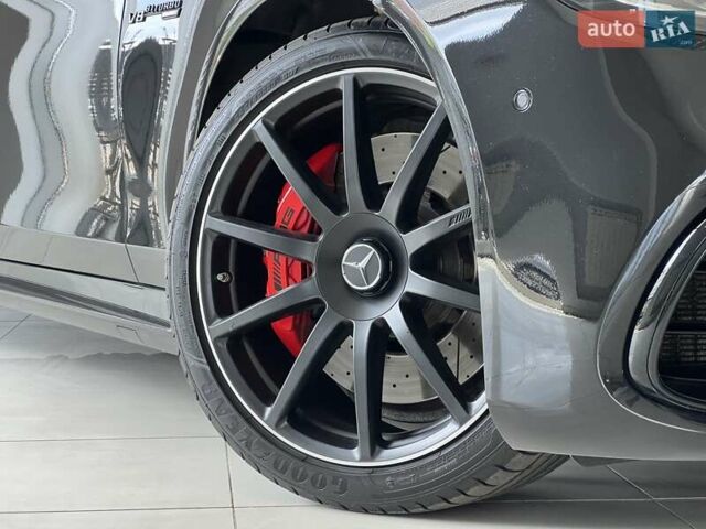 Чорний Мерседес С Клас, об'ємом двигуна 3.98 л та пробігом 61 тис. км за 102900 $, фото 4 на Automoto.ua