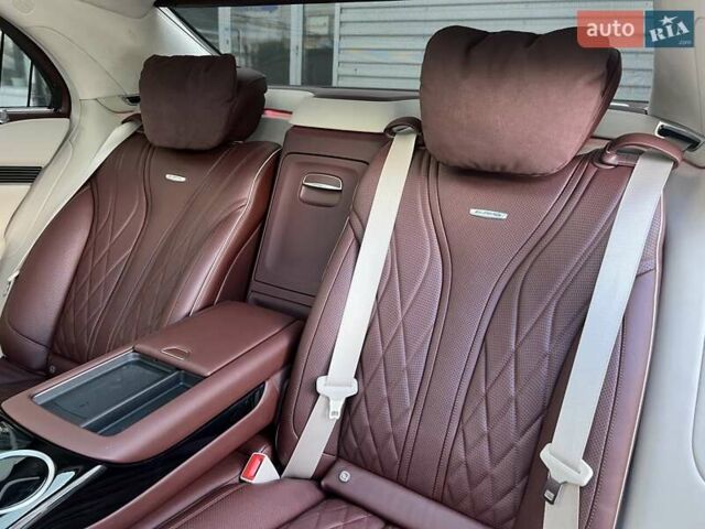 Черный Мерседес С Класс, объемом двигателя 3.98 л и пробегом 61 тыс. км за 102900 $, фото 26 на Automoto.ua