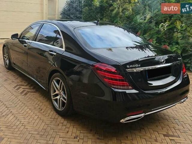 Черный Мерседес С Класс, объемом двигателя 2.93 л и пробегом 92 тыс. км за 60000 $, фото 1 на Automoto.ua