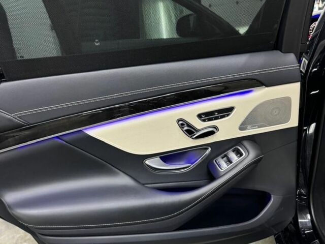 Черный Мерседес С Класс, объемом двигателя 3 л и пробегом 179 тыс. км за 56500 $, фото 15 на Automoto.ua