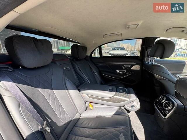 Чорний Мерседес С Клас, об'ємом двигуна 3.99 л та пробігом 111 тис. км за 68500 $, фото 62 на Automoto.ua