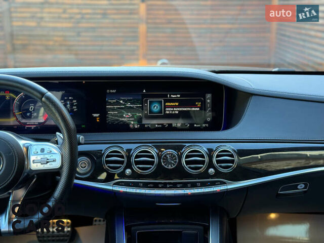 Черный Мерседес С Класс, объемом двигателя 3.98 л и пробегом 95 тыс. км за 80999 $, фото 20 на Automoto.ua