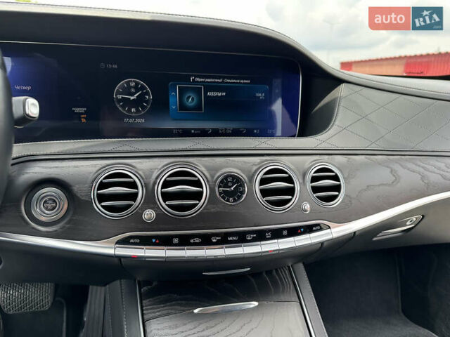 Чорний Мерседес С Клас, об'ємом двигуна 3.99 л та пробігом 119 тис. км за 61000 $, фото 18 на Automoto.ua