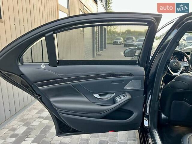 Черный Мерседес С Класс, объемом двигателя 3.99 л и пробегом 105 тыс. км за 59900 $, фото 28 на Automoto.ua