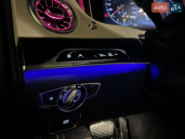 Черный Мерседес С Класс, объемом двигателя 2.93 л и пробегом 126 тыс. км за 64850 $, фото 79 на Automoto.ua