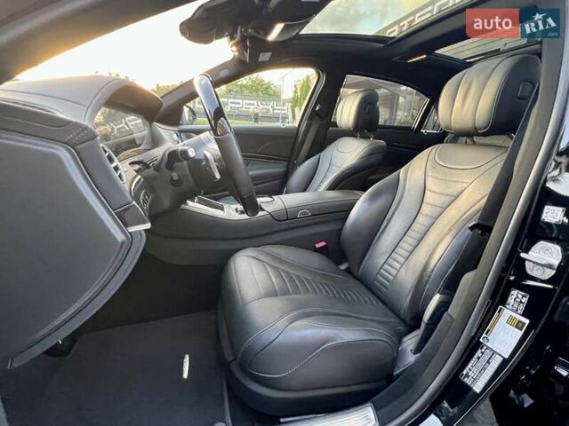 Черный Мерседес С Класс, объемом двигателя 3.99 л и пробегом 105 тыс. км за 59900 $, фото 24 на Automoto.ua