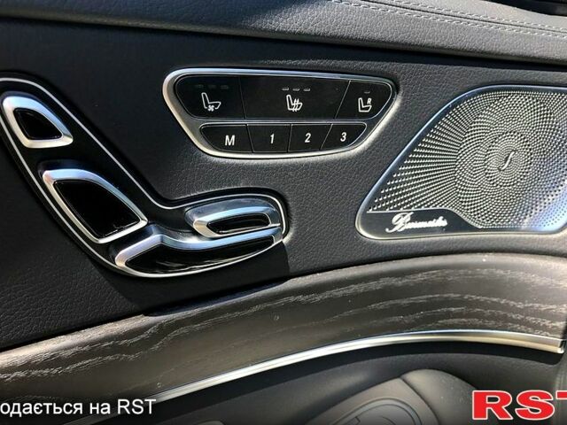 Черный Мерседес С Класс, объемом двигателя 3 л и пробегом 69 тыс. км за 77000 $, фото 8 на Automoto.ua