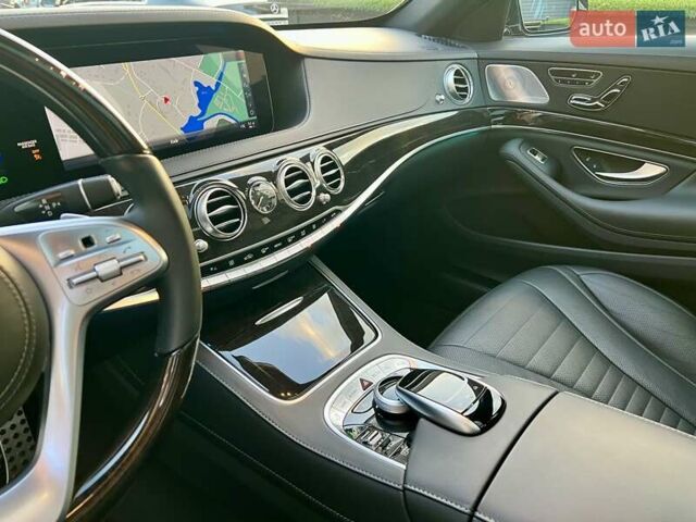 Черный Мерседес С Класс, объемом двигателя 3.99 л и пробегом 105 тыс. км за 59900 $, фото 20 на Automoto.ua