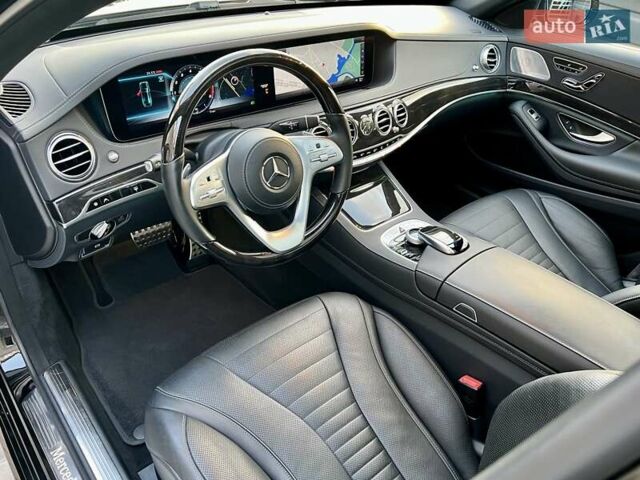 Черный Мерседес С Класс, объемом двигателя 3.99 л и пробегом 105 тыс. км за 59900 $, фото 26 на Automoto.ua
