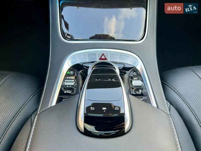 Черный Мерседес С Класс, объемом двигателя 3.99 л и пробегом 105 тыс. км за 59900 $, фото 65 на Automoto.ua