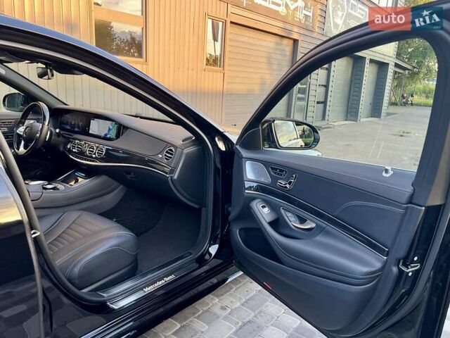 Черный Мерседес С Класс, объемом двигателя 3.99 л и пробегом 105 тыс. км за 59900 $, фото 47 на Automoto.ua