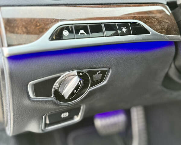 Чорний Мерседес С Клас, об'ємом двигуна 3 л та пробігом 230 тис. км за 54999 $, фото 55 на Automoto.ua