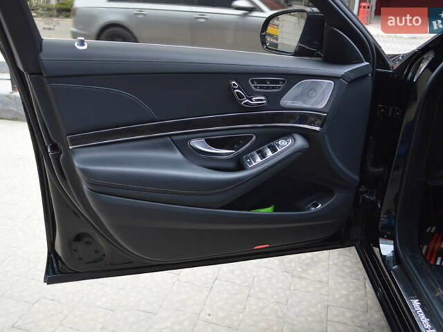 Черный Мерседес С Класс, объемом двигателя 3 л и пробегом 33 тыс. км за 59900 $, фото 11 на Automoto.ua