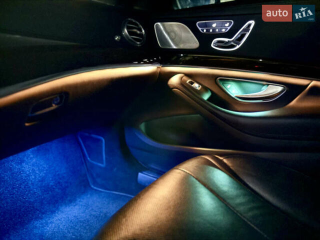 Черный Мерседес С Класс, объемом двигателя 3 л и пробегом 230 тыс. км за 54999 $, фото 94 на Automoto.ua