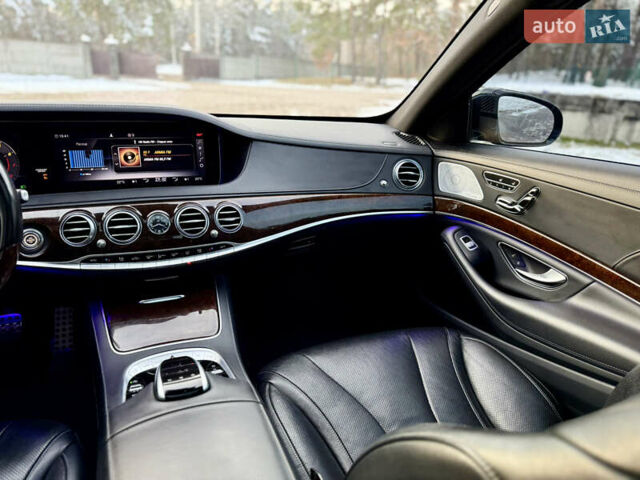Чорний Мерседес С Клас, об'ємом двигуна 3 л та пробігом 230 тис. км за 54999 $, фото 69 на Automoto.ua