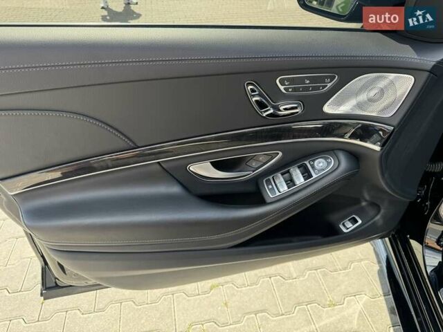 Черный Мерседес С Класс, объемом двигателя 4 л и пробегом 54 тыс. км за 57500 $, фото 15 на Automoto.ua