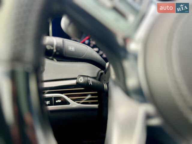 Черный Мерседес С Класс, объемом двигателя 4 л и пробегом 84 тыс. км за 105000 $, фото 49 на Automoto.ua