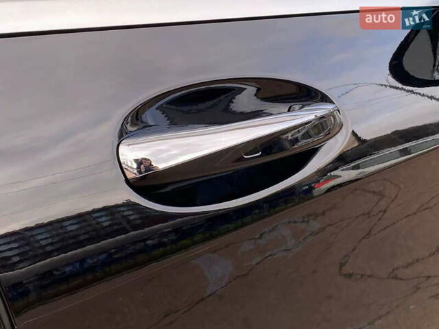 Чорний Мерседес С Клас, об'ємом двигуна 3 л та пробігом 107 тис. км за 49999 $, фото 6 на Automoto.ua