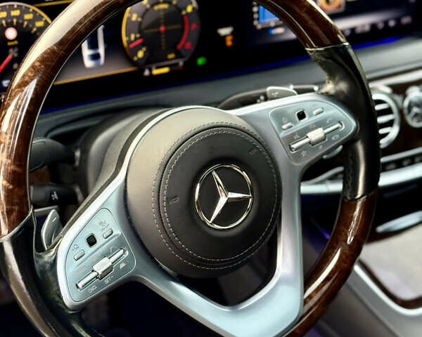 Чорний Мерседес С Клас, об'ємом двигуна 3 л та пробігом 230 тис. км за 54999 $, фото 57 на Automoto.ua