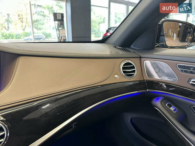Чорний Мерседес С Клас, об'ємом двигуна 2.93 л та пробігом 81 тис. км за 72500 $, фото 29 на Automoto.ua