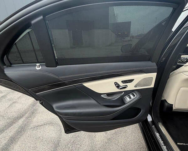 Чорний Мерседес С Клас, об'ємом двигуна 2.93 л та пробігом 100 тис. км за 70000 $, фото 16 на Automoto.ua