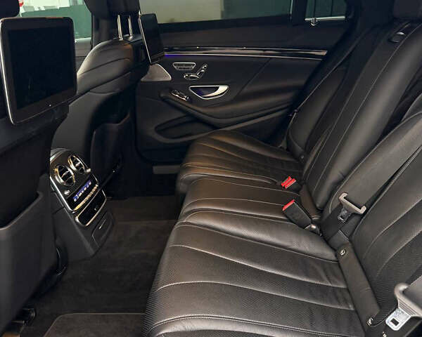 Черный Мерседес С Класс, объемом двигателя 2.93 л и пробегом 199 тыс. км за 59900 $, фото 12 на Automoto.ua