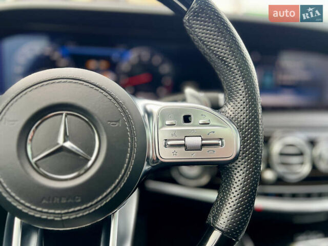 Черный Мерседес С Класс, объемом двигателя 4 л и пробегом 84 тыс. км за 105000 $, фото 51 на Automoto.ua