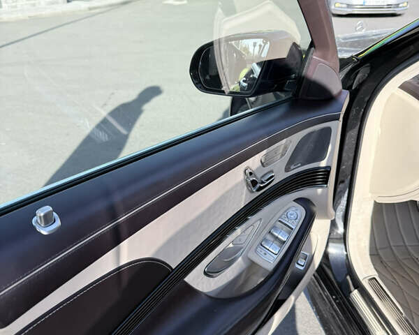 Черный Мерседес С Класс, объемом двигателя 4 л и пробегом 96 тыс. км за 76000 $, фото 14 на Automoto.ua