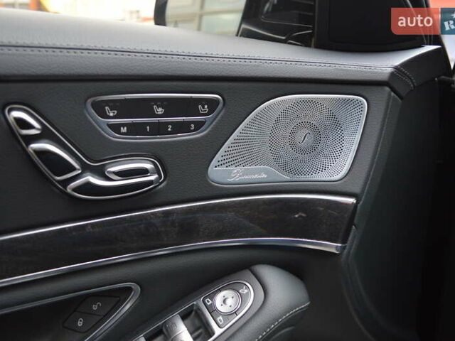 Черный Мерседес С Класс, объемом двигателя 3 л и пробегом 33 тыс. км за 59900 $, фото 19 на Automoto.ua