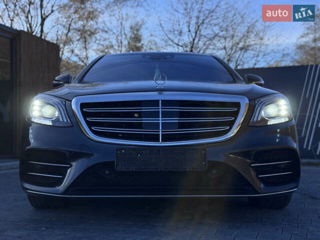Черный Мерседес С Класс, объемом двигателя 2.93 л и пробегом 181 тыс. км за 67000 $, фото 2 на Automoto.ua