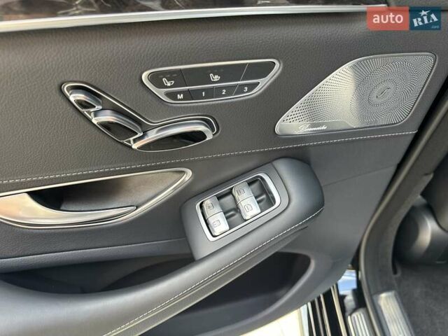 Черный Мерседес С Класс, объемом двигателя 4 л и пробегом 54 тыс. км за 57500 $, фото 28 на Automoto.ua