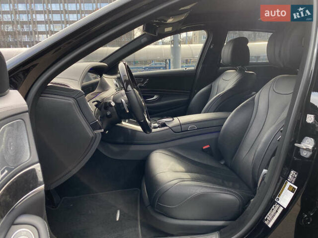 Черный Мерседес С Класс, объемом двигателя 3 л и пробегом 107 тыс. км за 57000 $, фото 8 на Automoto.ua