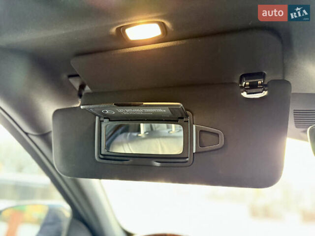 Чорний Мерседес С Клас, об'ємом двигуна 3 л та пробігом 230 тис. км за 54999 $, фото 70 на Automoto.ua