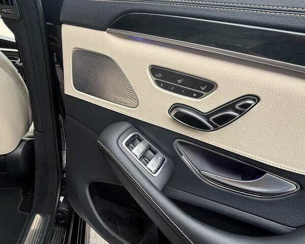 Чорний Мерседес С Клас, об'ємом двигуна 2.93 л та пробігом 100 тис. км за 70000 $, фото 17 на Automoto.ua