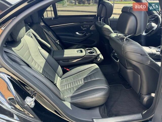 Черный Мерседес С Класс, объемом двигателя 4 л и пробегом 54 тыс. км за 57500 $, фото 31 на Automoto.ua