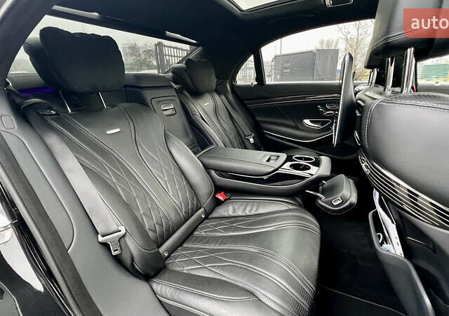 Черный Мерседес С Класс, объемом двигателя 4 л и пробегом 84 тыс. км за 105000 $, фото 40 на Automoto.ua