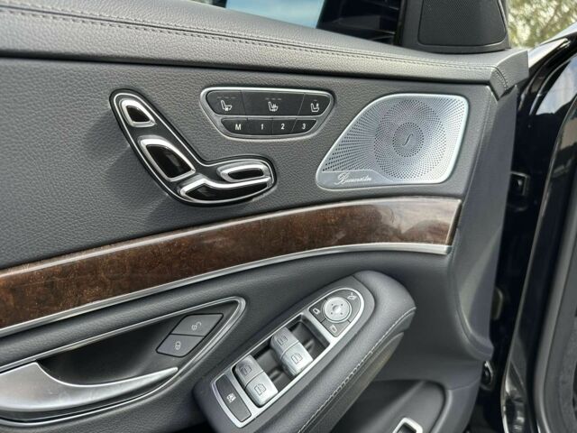 Мерседес С Клас 2019 у Надворной на Automoto.ua Чорний Мерседес С Клас, об'ємом двигуна 3 л та пробігом 229 тис. км за 55000 $, фото 18 на Automoto.ua