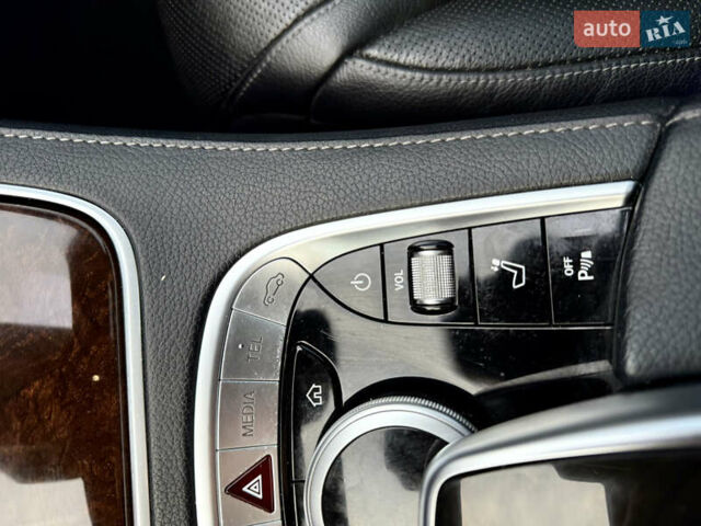 Черный Мерседес С Класс, объемом двигателя 3 л и пробегом 230 тыс. км за 54999 $, фото 71 на Automoto.ua