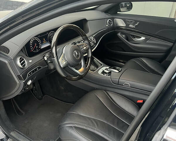Чорний Мерседес С Клас, об'ємом двигуна 3 л та пробігом 52 тис. км за 45100 $, фото 15 на Automoto.ua