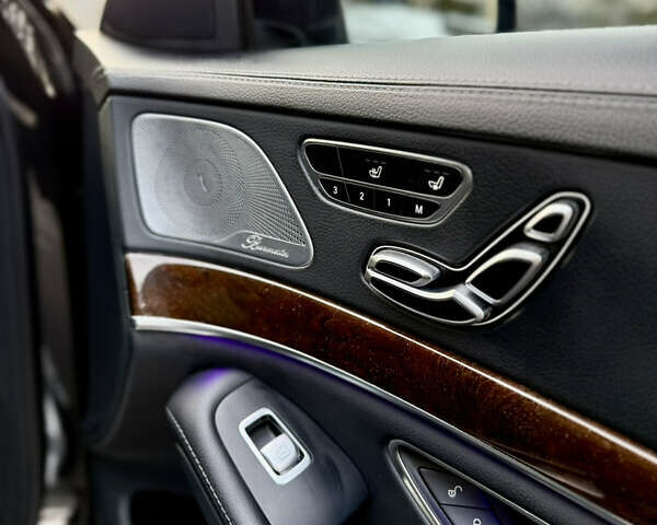 Черный Мерседес С Класс, объемом двигателя 3 л и пробегом 230 тыс. км за 54999 $, фото 54 на Automoto.ua