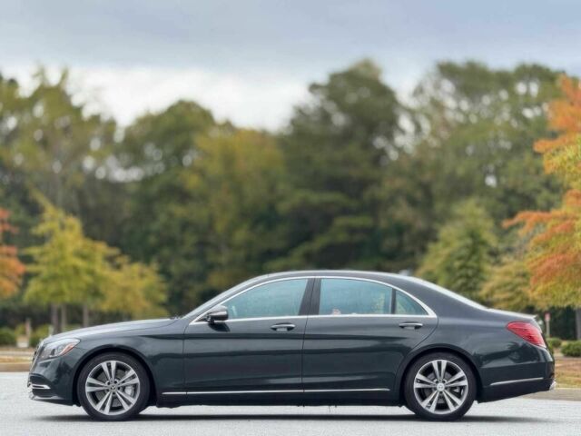 Черный Мерседес С Класс, объемом двигателя 4 л и пробегом 47 тыс. км за 25000 $, фото 4 на Automoto.ua