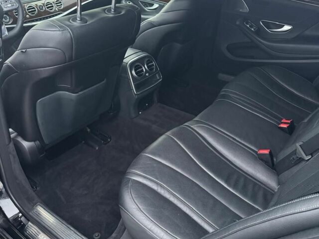 Чорний Мерседес С Клас, об'ємом двигуна 3 л та пробігом 80 тис. км за 28500 $, фото 6 на Automoto.ua