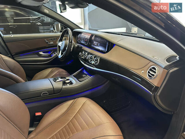 Чорний Мерседес С Клас, об'ємом двигуна 2.93 л та пробігом 81 тис. км за 72500 $, фото 55 на Automoto.ua