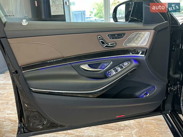 Чорний Мерседес С Клас, об'ємом двигуна 2.93 л та пробігом 81 тис. км за 72500 $, фото 17 на Automoto.ua