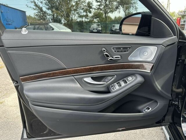 Мерседес С Клас 2019 у Надворной на Automoto.ua Чорний Мерседес С Клас, об'ємом двигуна 3 л та пробігом 229 тис. км за 55000 $, фото 21 на Automoto.ua