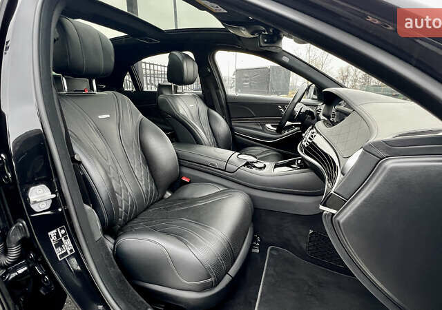 Черный Мерседес С Класс, объемом двигателя 4 л и пробегом 84 тыс. км за 105000 $, фото 42 на Automoto.ua