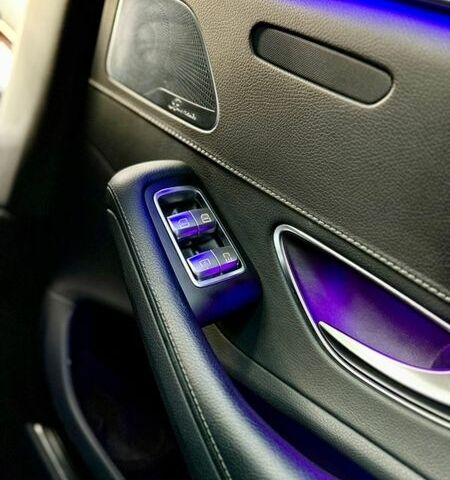 Чорний Мерседес С Клас, об'ємом двигуна 3 л та пробігом 230 тис. км за 52999 $, фото 77 на Automoto.ua